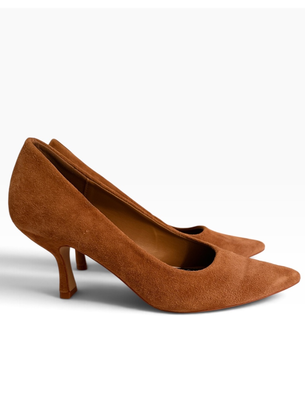 Tahari Cognac Suede Pointed Toe Kitten Heels 8.5